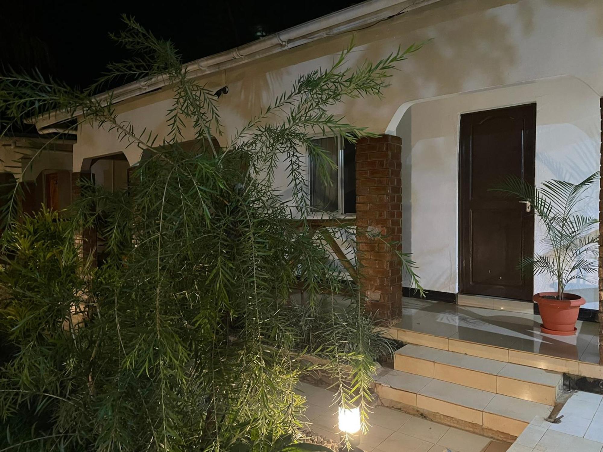 Home Feeling Neneu Lodge موشي المظهر الخارجي الصورة